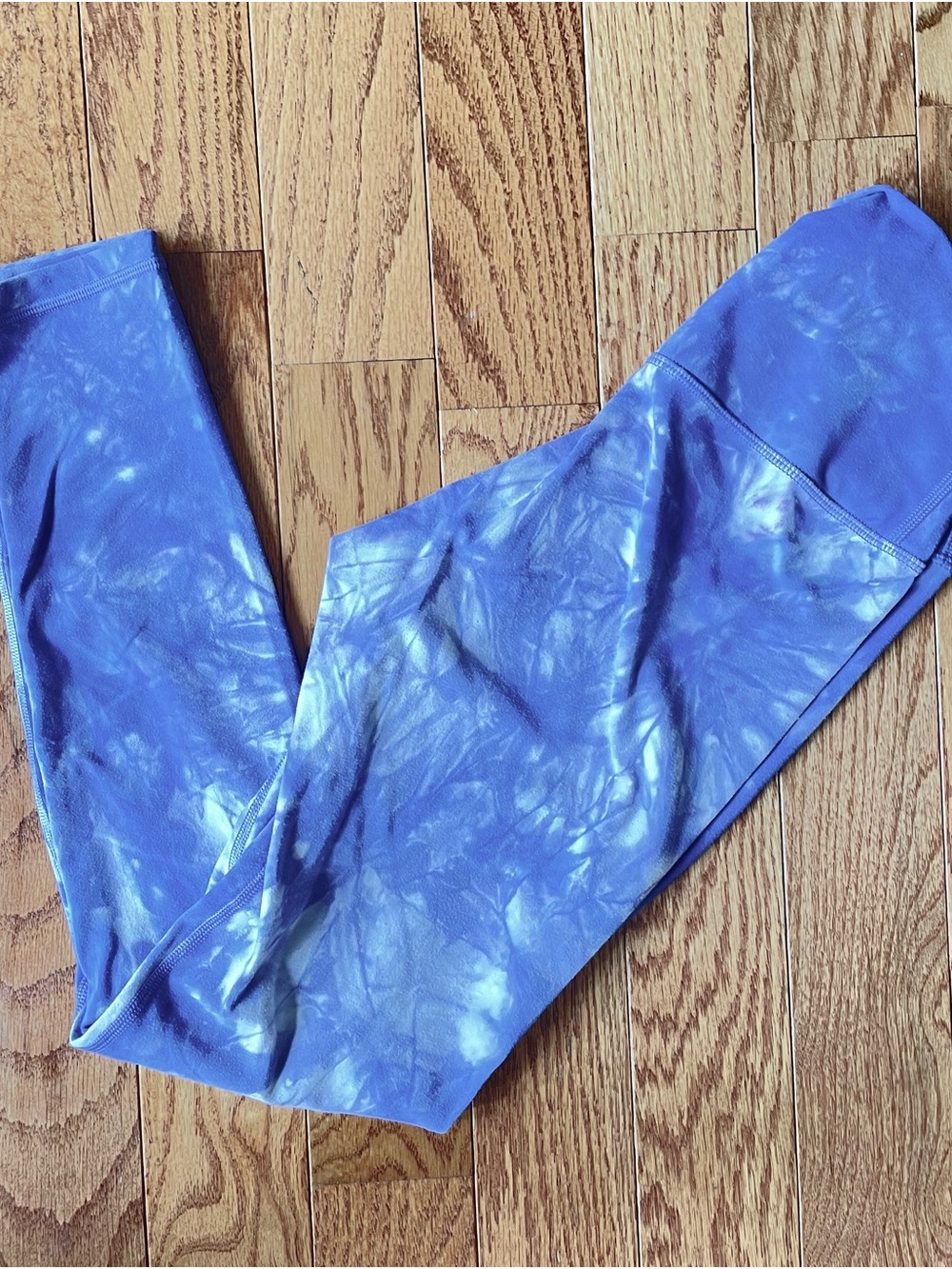 Women’s Purple Tie-Dye Leggings